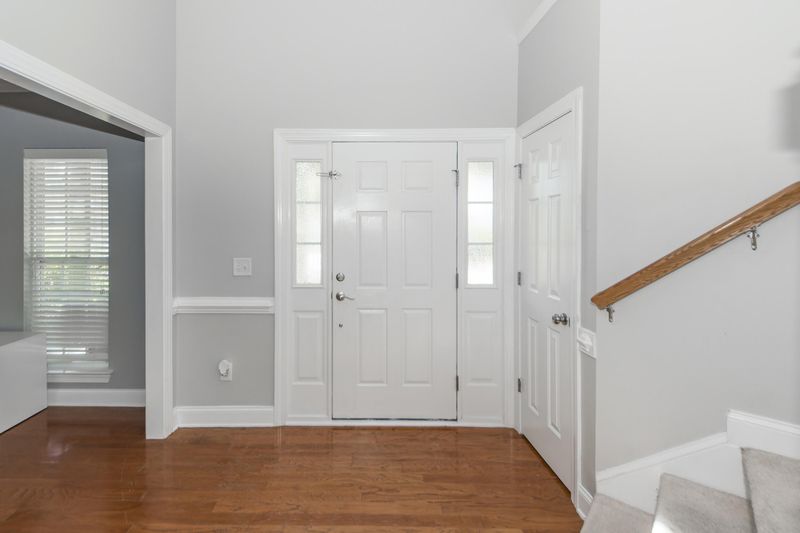 5278 Mulholland Dr, Summerville, SC 29485
