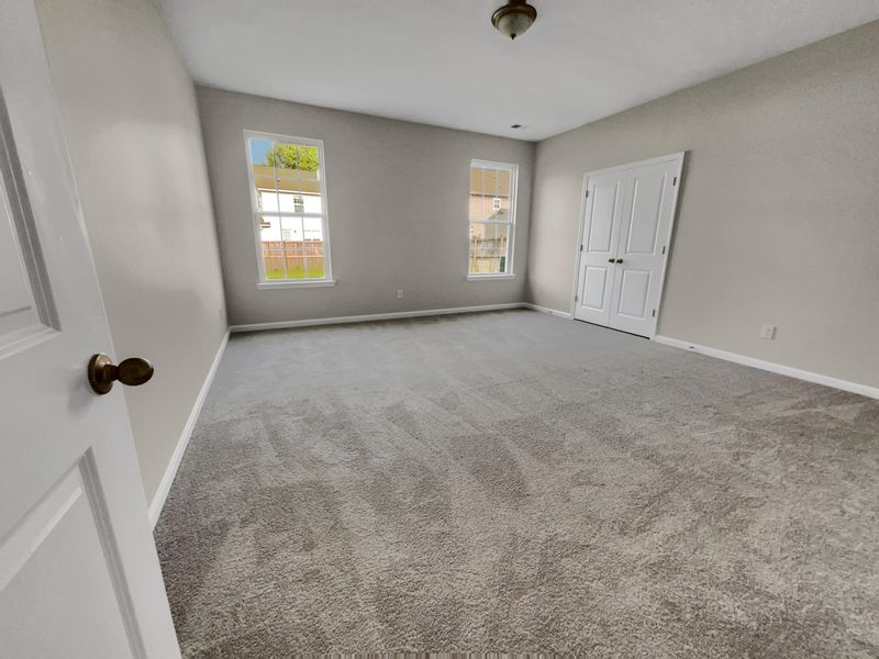 7765 Kinston St, North Charleston, SC 29418