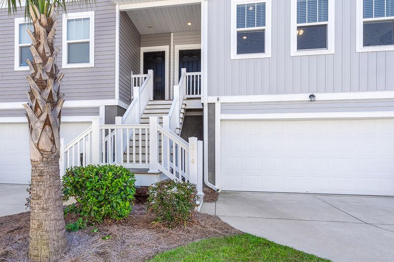 214 Winding River Dr, Johns Island, SC 29455