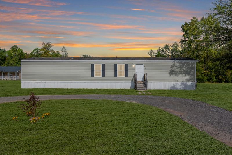 314 Harry Ln, Moncks Corner, SC 29461