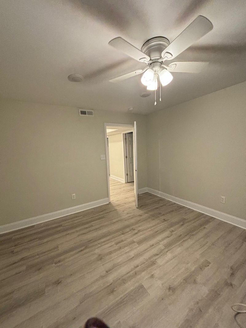 57 South St, Charleston, SC 29403