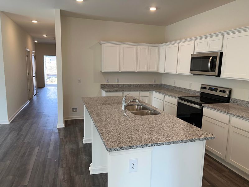 4409 Ocean Farm Dr, Summerville, SC 29485