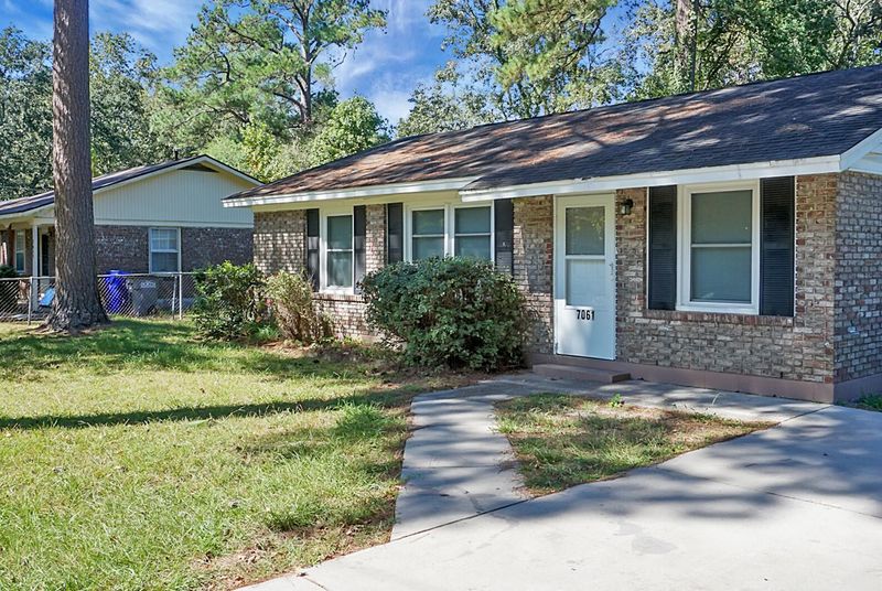 7061 Orvin St, Charleston, SC 29406