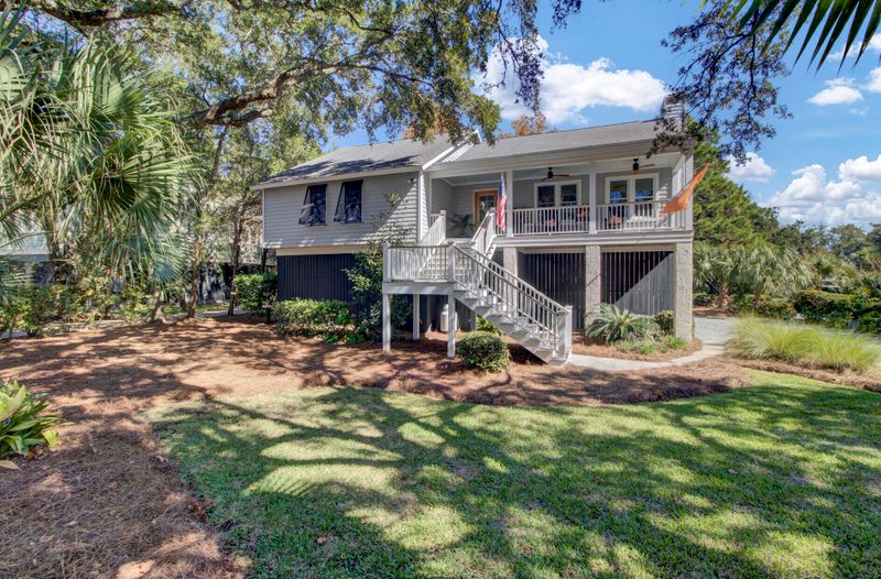 1568 Home Farm Rd, Mount Pleasant, SC 29464