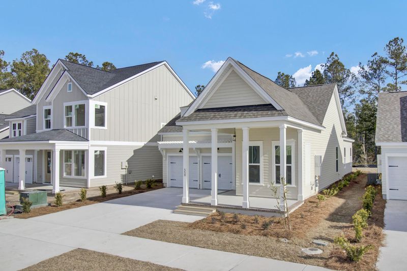 550 Sound Dr, Summerville, SC 29486