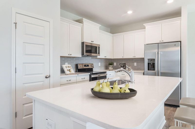 169 O'malley Dr, Summerville, SC 29483