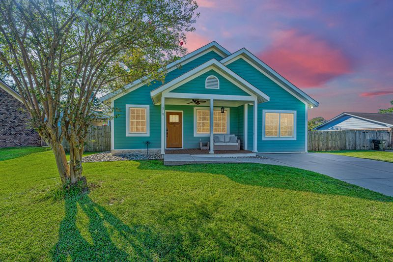 519 Savannah Rd, Ladson, SC 29456