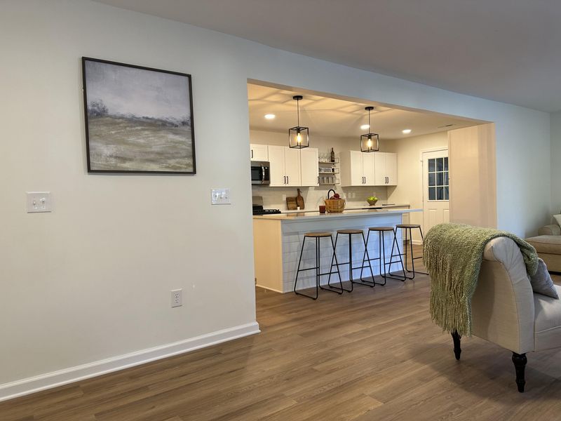 125 Saint Marks Dr, Goose Creek, SC 29445