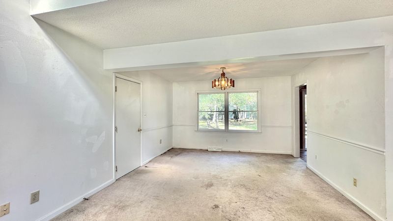 102 Sylvan Ter, Summerville, SC 29485