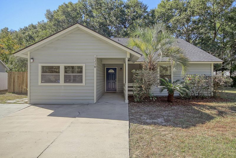 1210 Lake Mallard Blvd, Mount Pleasant, SC 29464