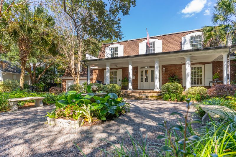 8 Cochran Ct, Charleston, SC 29407