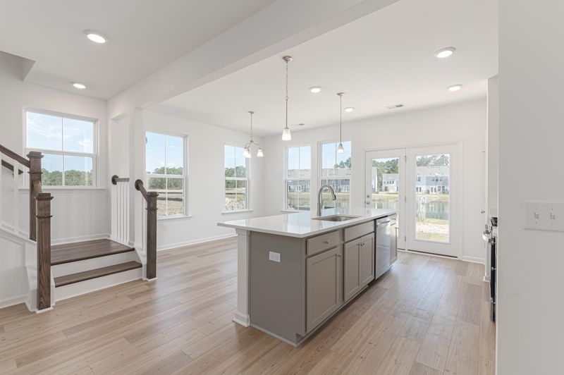 520 Trotters Ln #139, Moncks Corner, SC 29461
