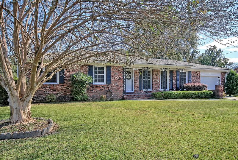 1245 Northfield Pl, Hanahan, SC 29410