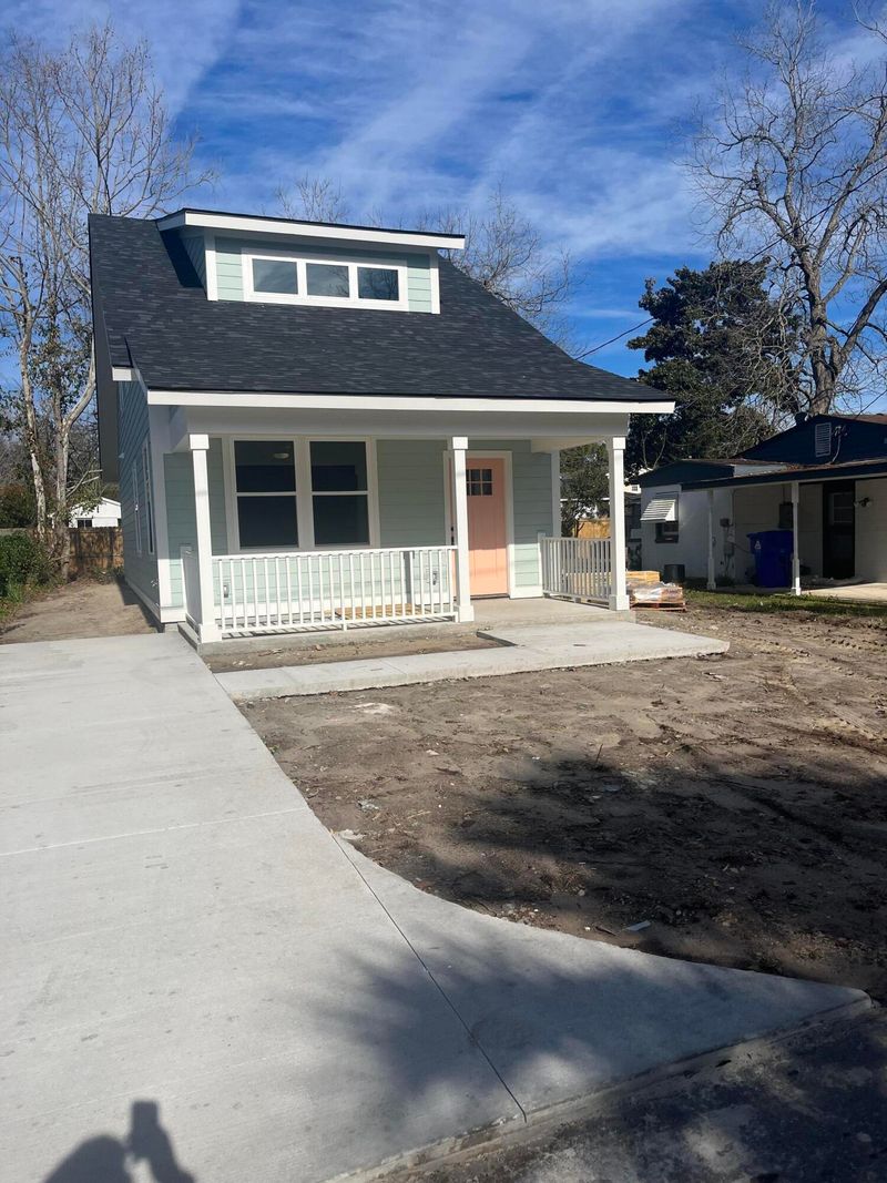 832 Brookfield St, Charleston, SC 29407