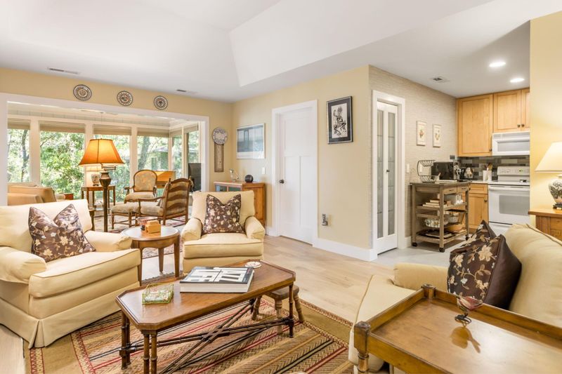 1069 Gallinule Ct, Kiawah Island, SC 29455