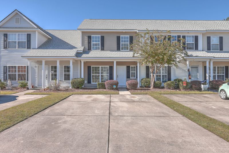 219 Congaree River Dr, Summerville, SC 29485