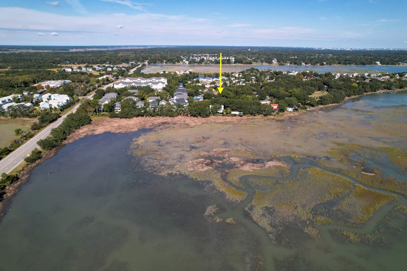 1649 Terns Nest Rd, Charleston, SC 29412