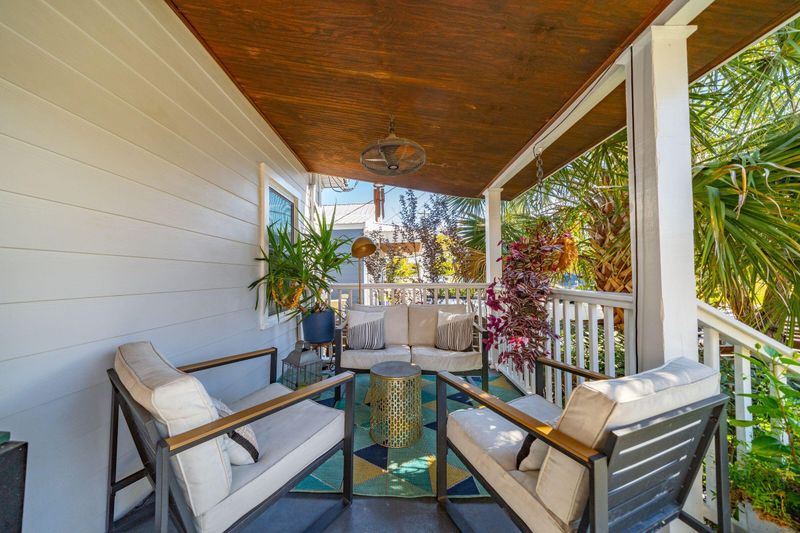 40 Grove St, Charleston, SC 29403