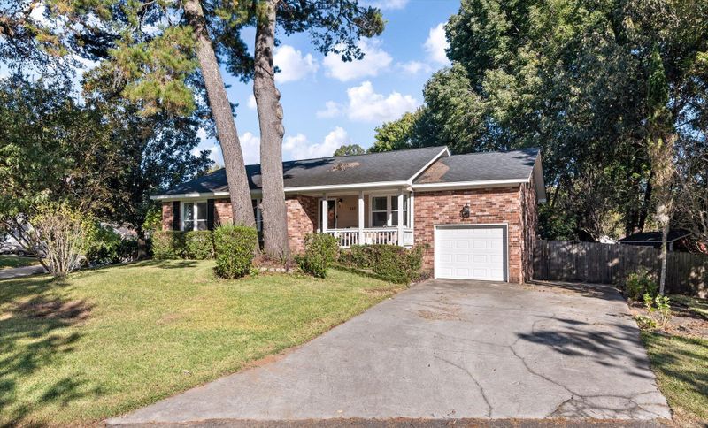 117 Flamingo Dr, Ladson, SC 29456