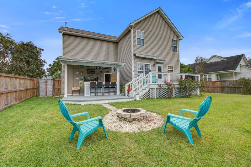 111 Hanahan Plantation Cir, Hanahan, SC 29410