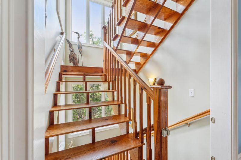 26 Eel Island Rd, Edisto Island, SC 29438