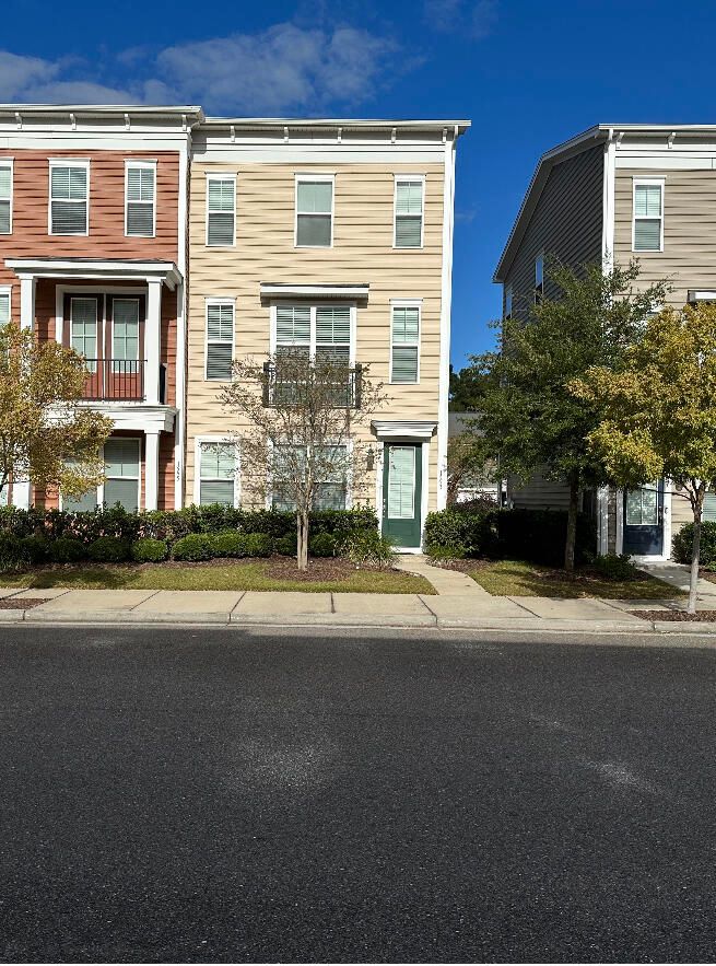 1553 Bluewater Way, Charleston, SC 29414