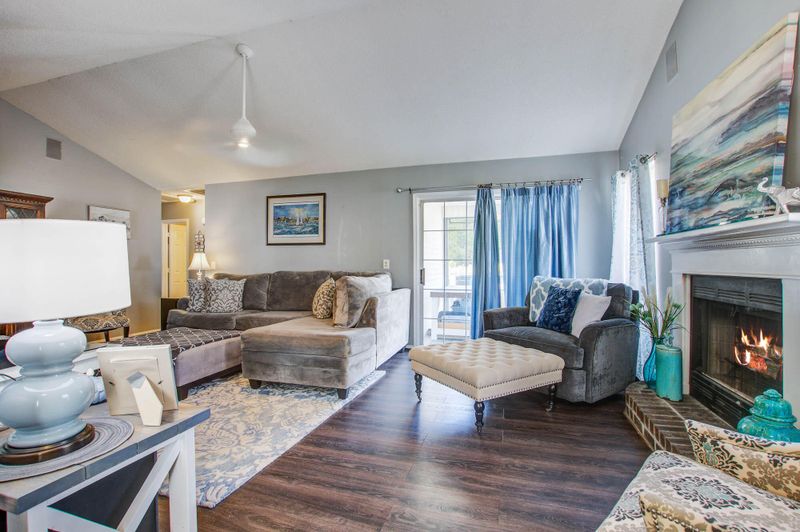108 Dartmouth Ct, Goose Creek, SC 29445