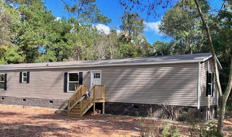912 Tiger Loop, Saint Stephen, SC 29479