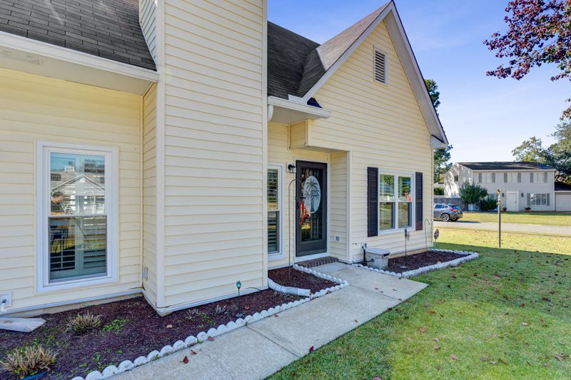 205 Navaho Blvd, Summerville, SC 29483