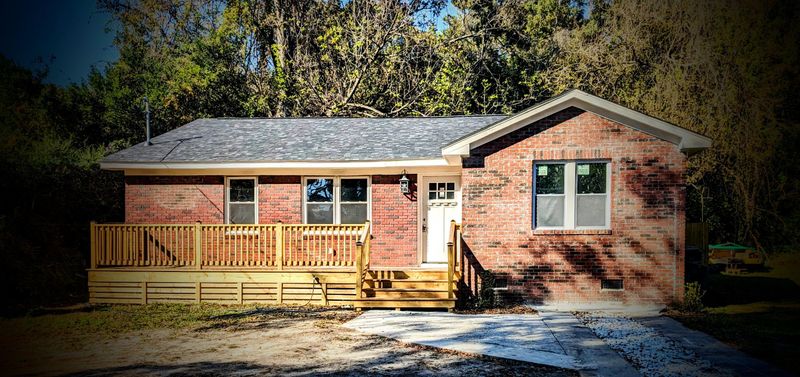 1274 Sumner Ave, North Charleston, SC 29406