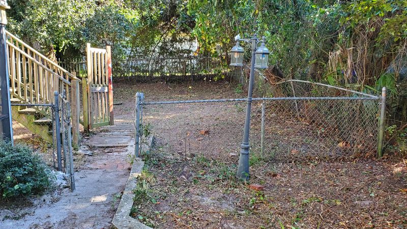503 E Erie Ave, Folly Beach, SC 29439