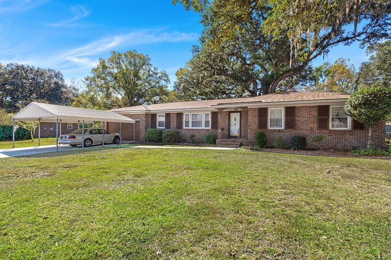 104 Lamie Dr, Ladson, SC 29456
