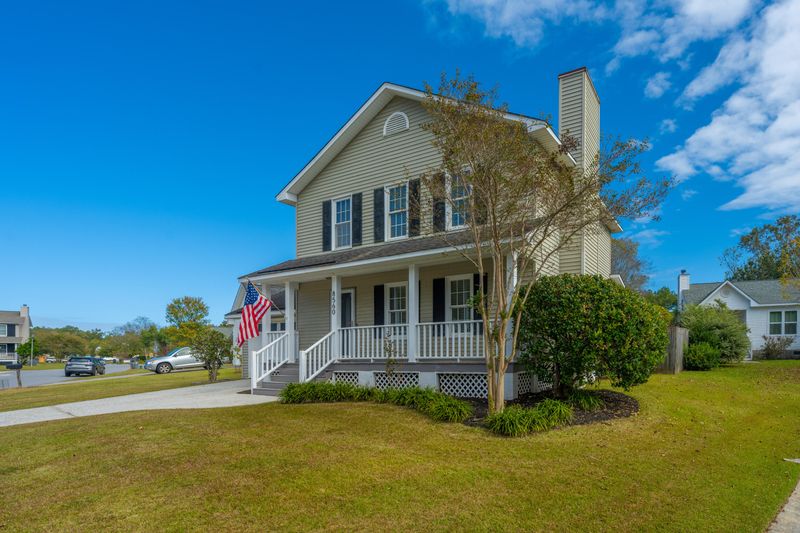 8560 Bentwood Dr, North Charleston, SC 29406
