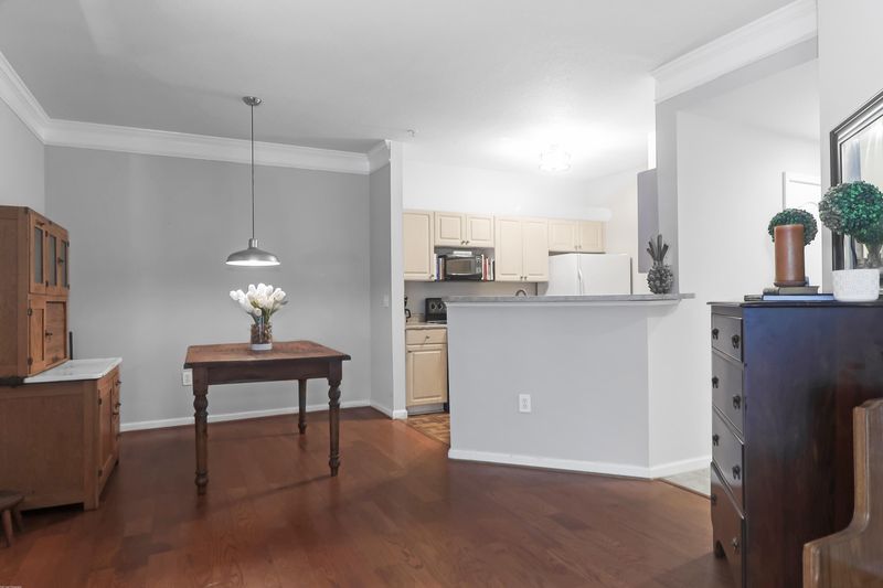 1300 Park West Blvd #520, Mount Pleasant, SC 29466