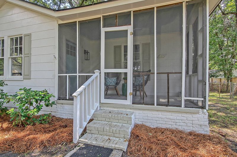 2813 Ranger Dr, North Charleston, SC 29405
