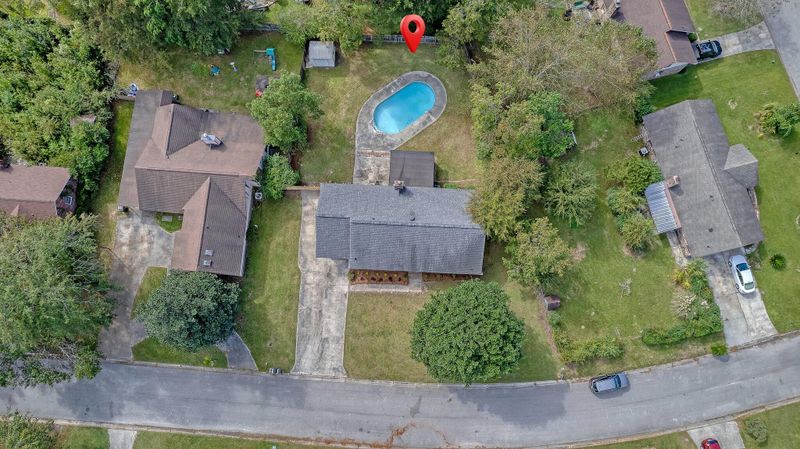 311 Blue Fox Ln, Goose Creek, SC 29445