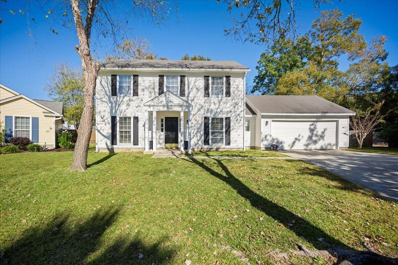 120 Saxton Ct, Goose Creek, SC 29445