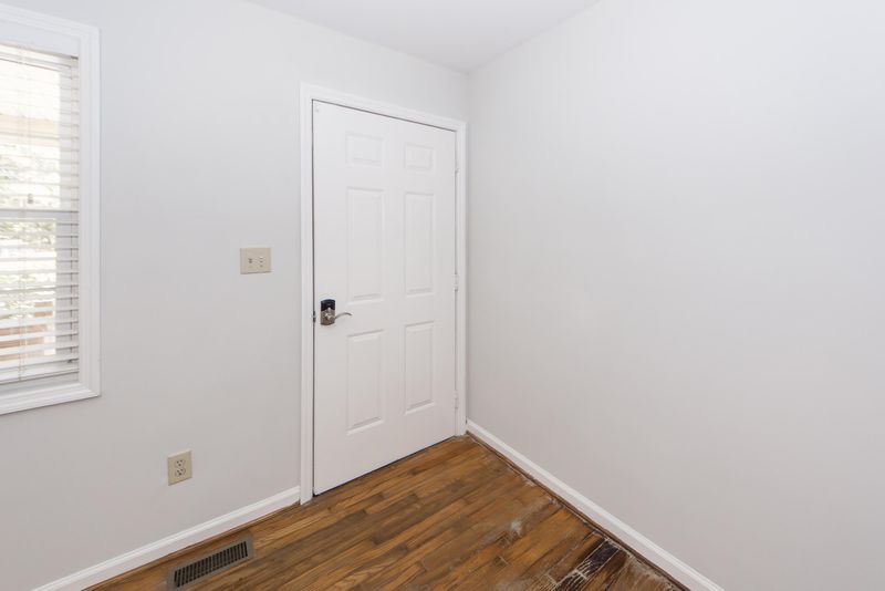 345 Harry Ln, Moncks Corner, SC 29461