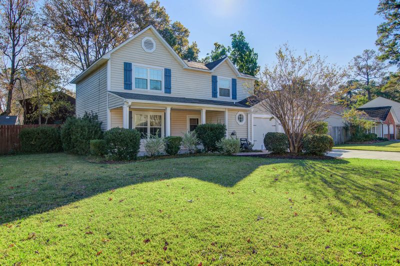 833 N Aylesbury Rd, Goose Creek, SC 29445