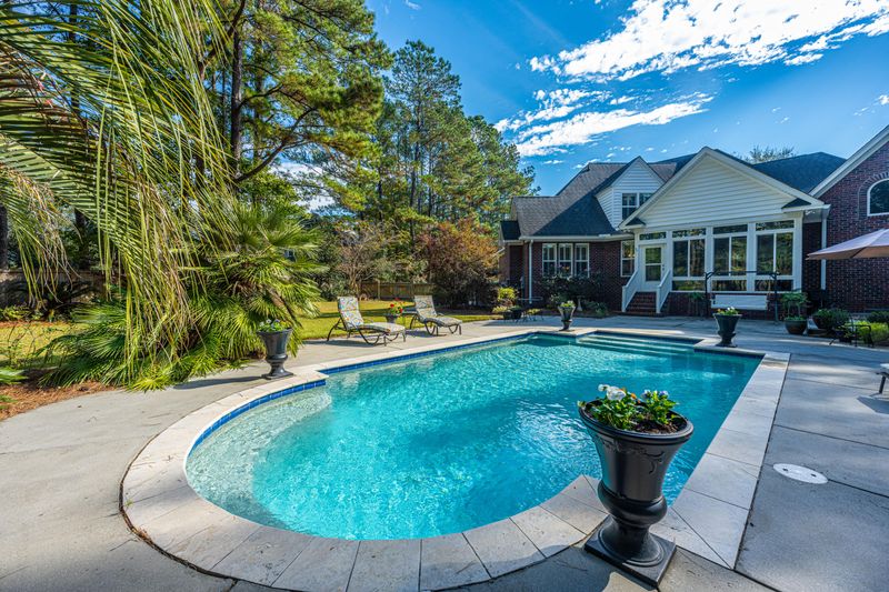 1002 Mount Whitney Dr, Summerville, SC 29483
