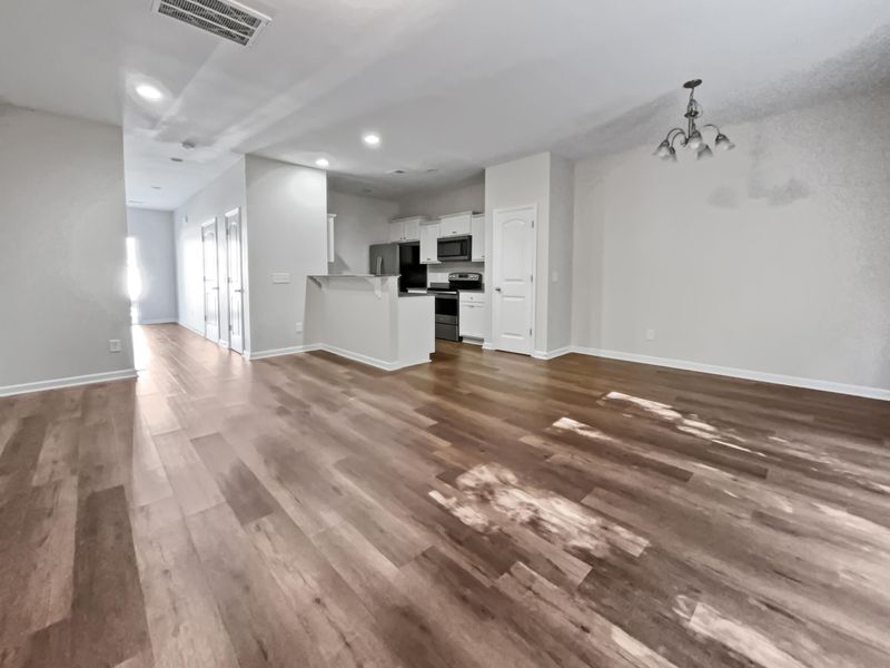 214 Buchanan Cir, Goose Creek, SC 29445