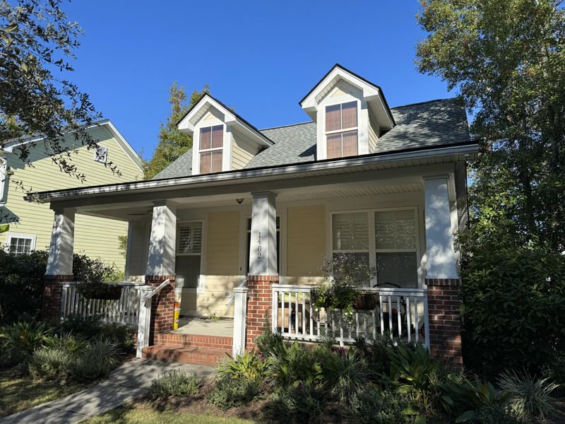 1402 Elfe St, Charleston, SC 29492