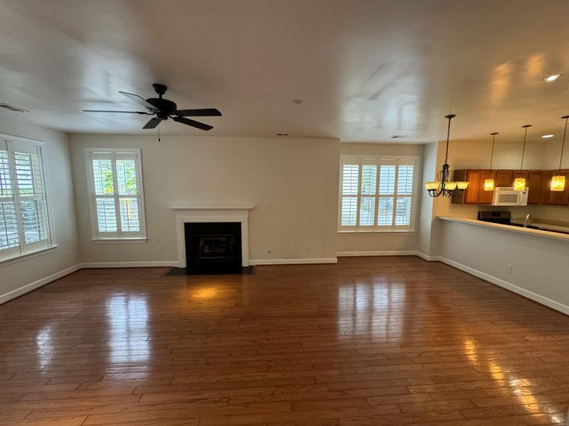 1402 Elfe St, Charleston, SC 29492