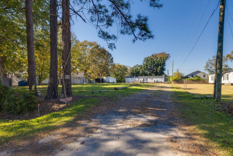 2361 N Hwy 17, Mount Pleasant, SC 29466
