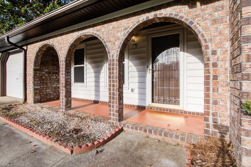 8142 Long Shadow Ln, North Charleston, SC 29406