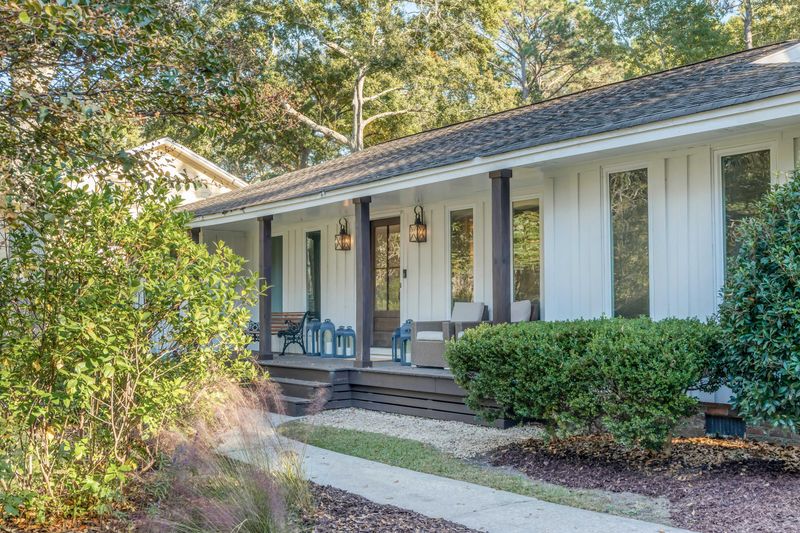 1263 Old Wanus Dr, Mount Pleasant, SC 29464