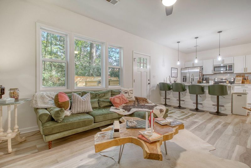 709 Felix St, Summerville, SC 29483