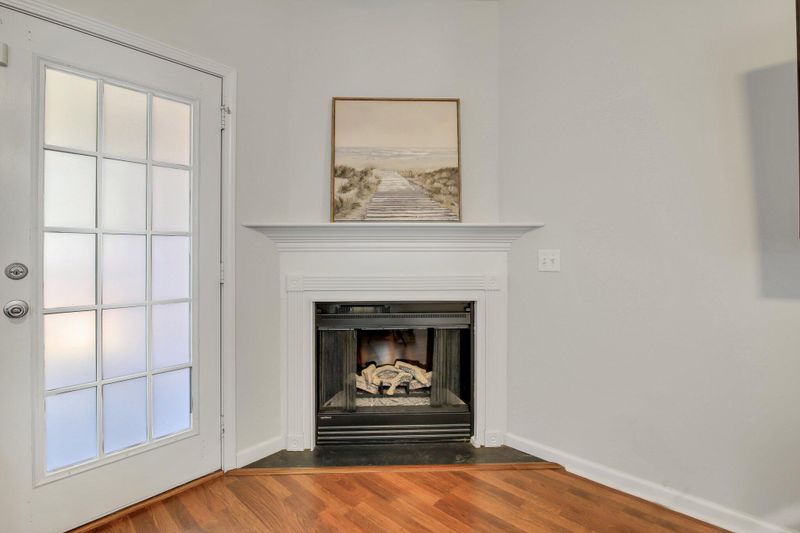281 Brookshire Rd, Goose Creek, SC 29445