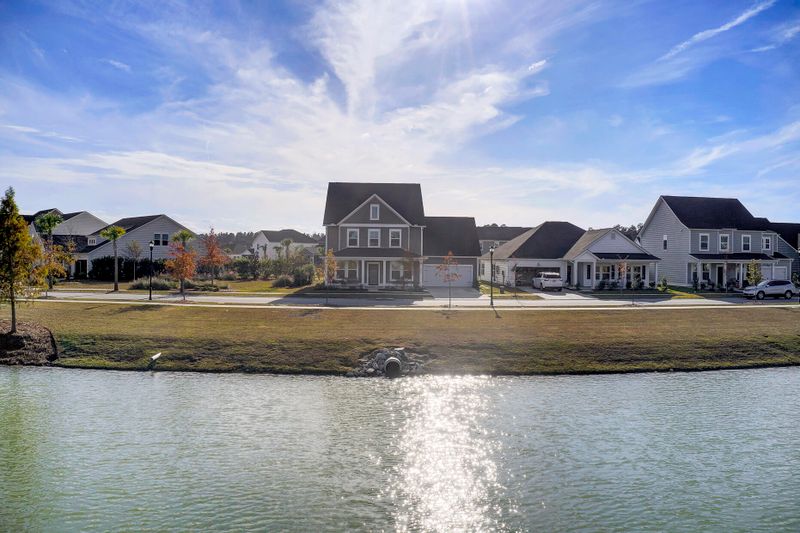121 Garden Lily Ln, Summerville, SC 29485