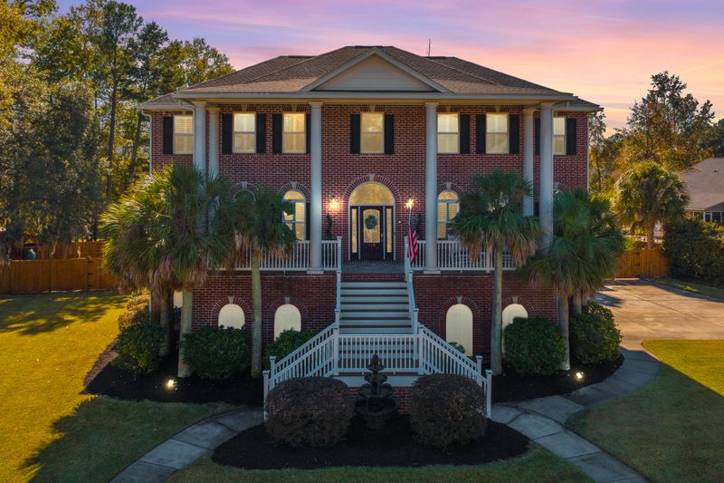 115 Welchman Ave, Goose Creek, SC 29445